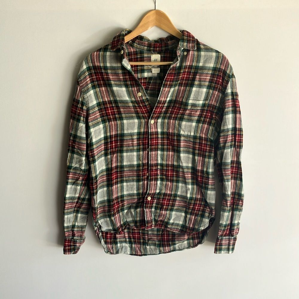 H&M Red Plaid Casual Button Down Shirt